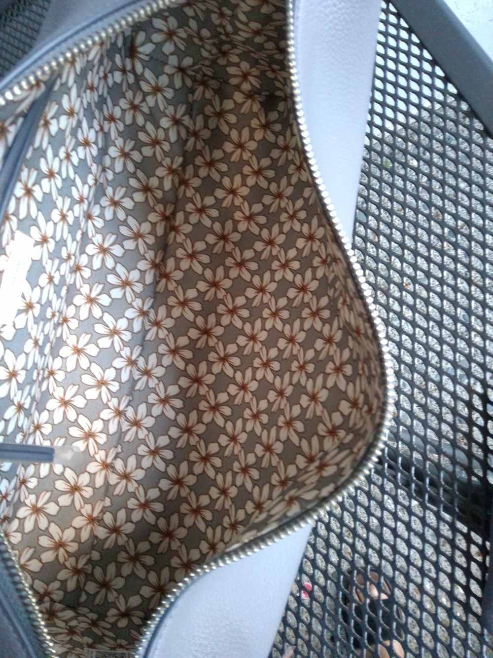 Vera Bradley Gray Faux Leather Shoulder Bag with Coin Pouch - Picture 5 of 9